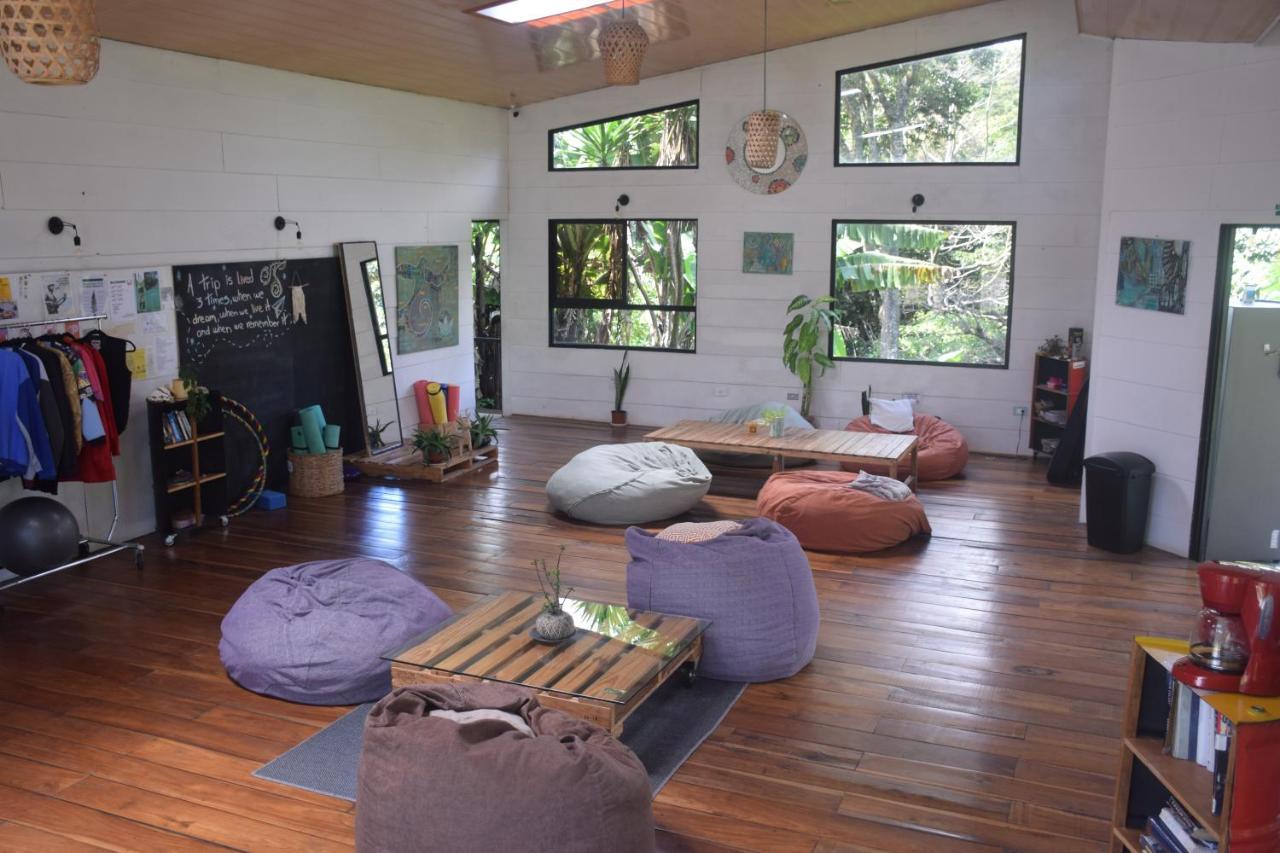 Outbox Inn Monteverde 外观 照片